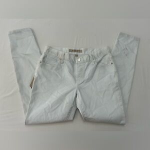 Burberry Relaxed Skinny Jeans Womens US 27 White